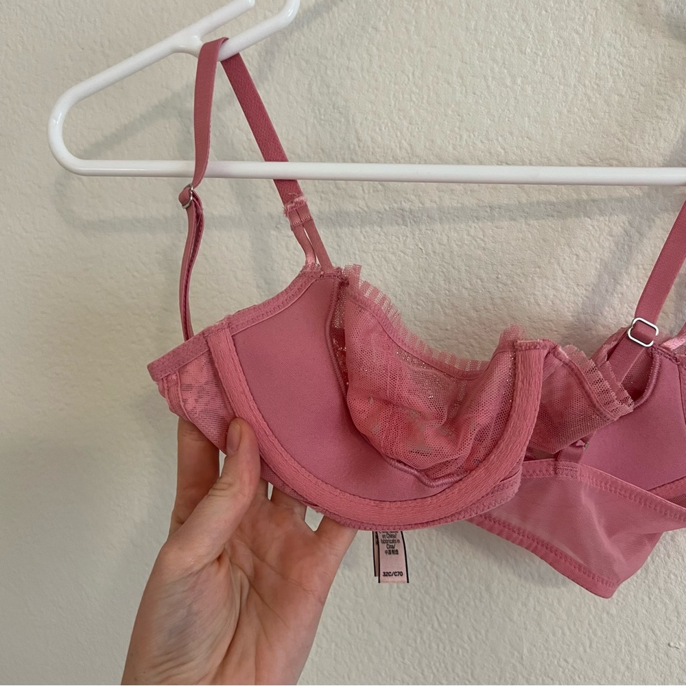 Victoria’s Secret pink sparkly Dream Angels push-up without pads bra - Picture 8 of 8